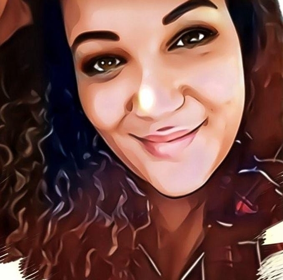 Meet your Posher, Tiana - Picture 1 of 1